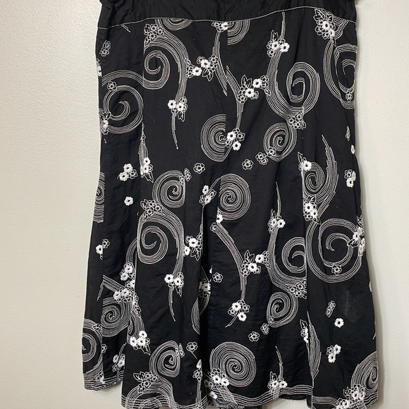 Max Studio Black White Embroidered Wrap Drawstring Waist Cotton Skirt Size S - Picture 9 of 15